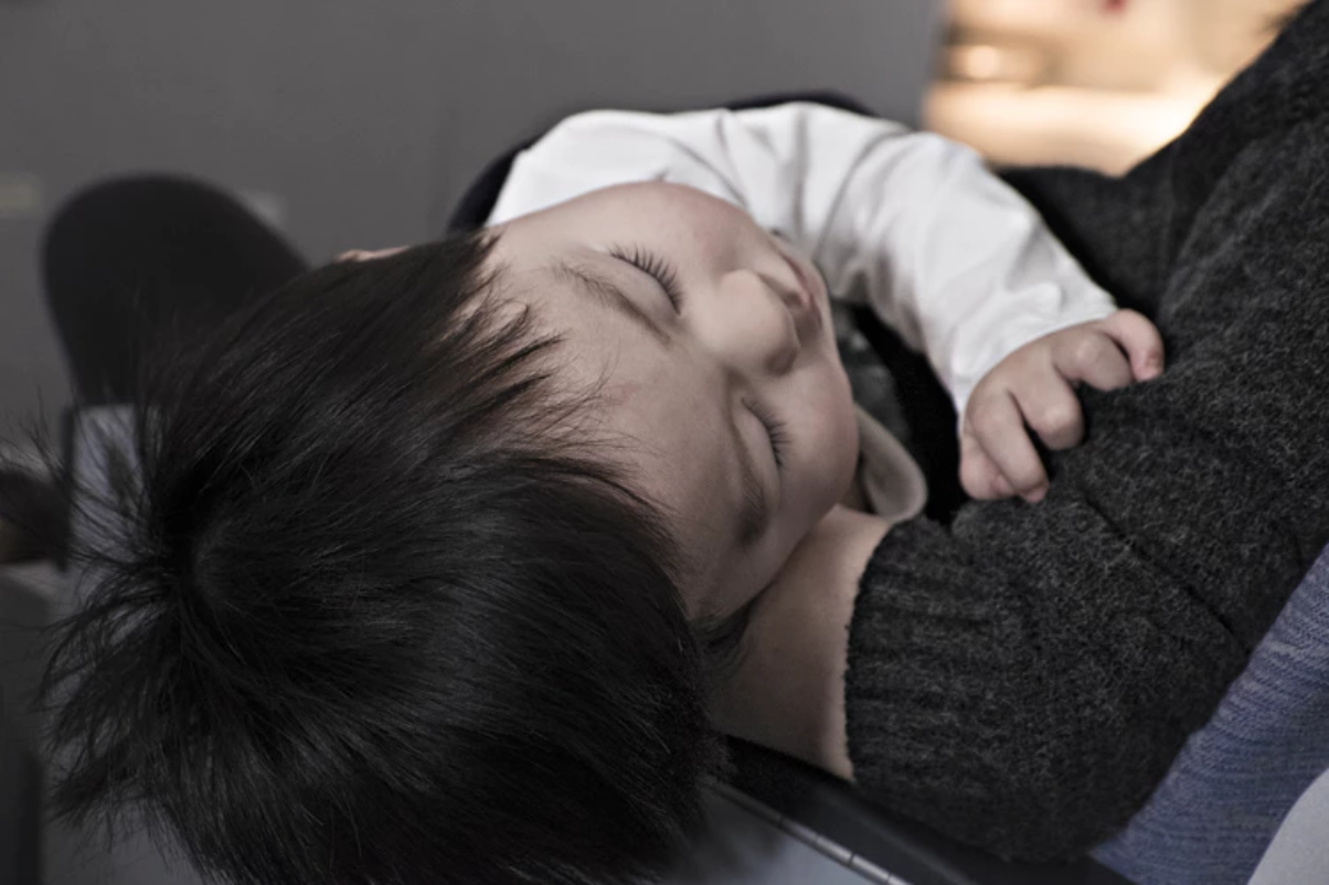 How to Successfully Sleep Train Your Baby