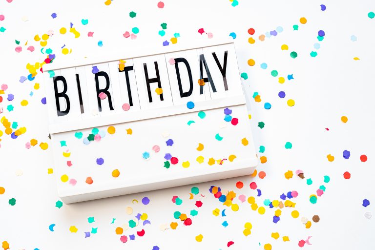 5 Awesome Gift Ideas To Celebrate Your Child’s 18th Birthday